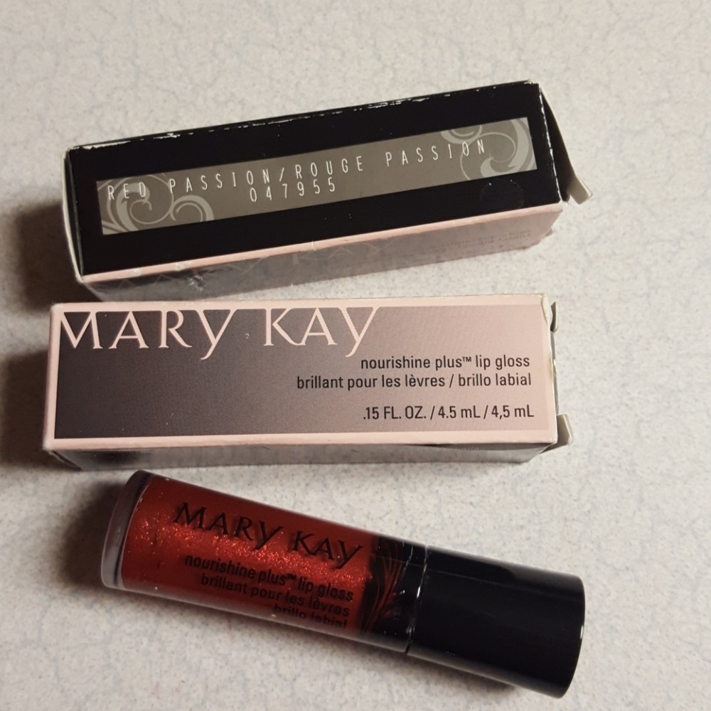 Mary Kay lip gloss
